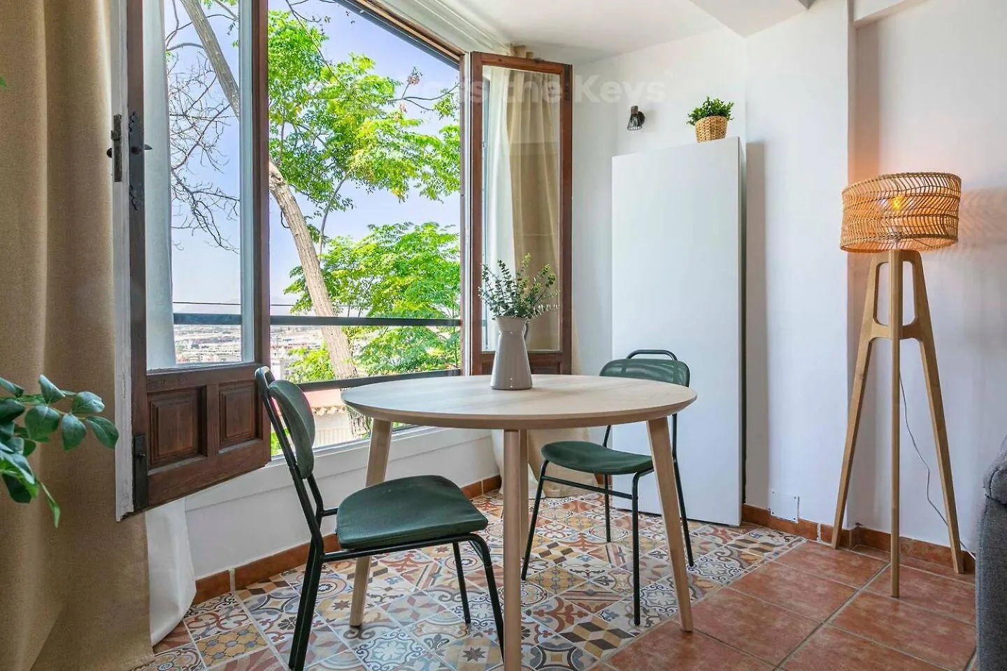 Apartment Pass The Keys Cozy Studio In Heart Of Nueva Andalucia Marbella Spain