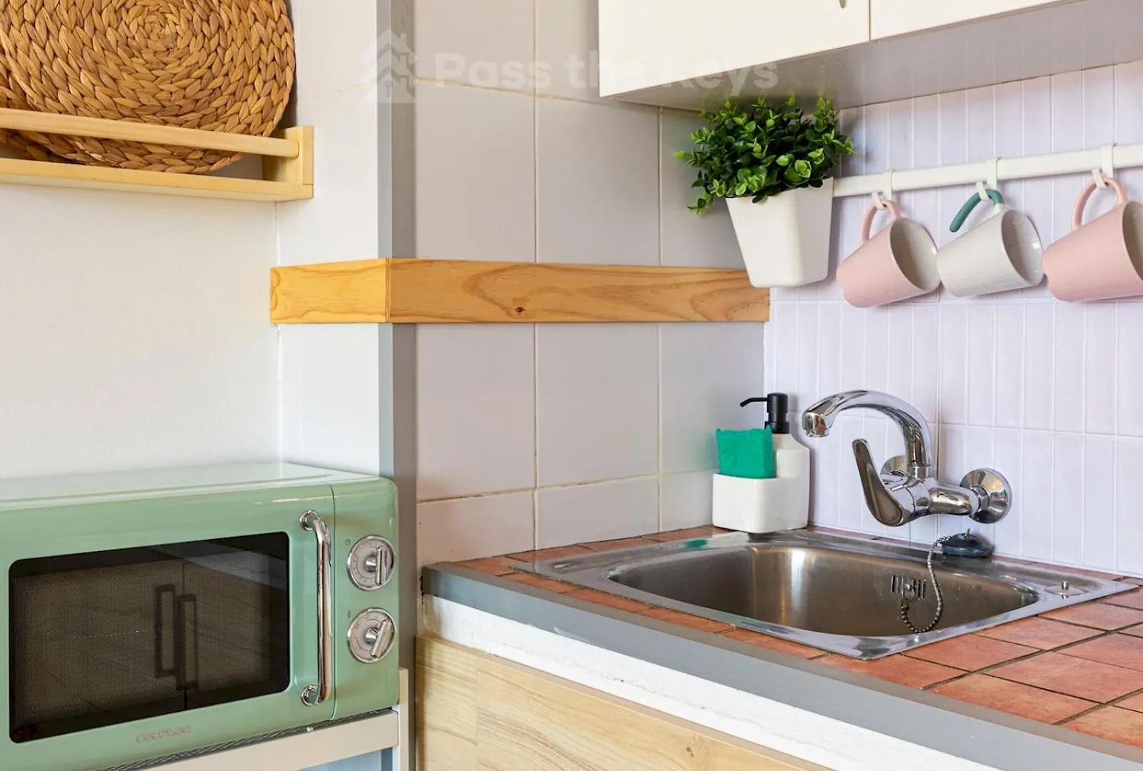 Pass The Keys Cozy Studio In Heart Of Nueva Andalucia Marbella 0*,