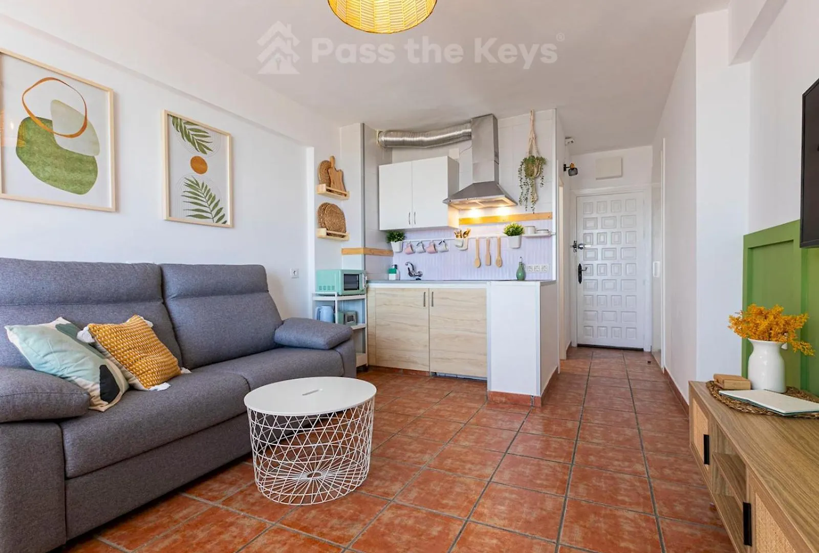 Pass The Keys Cozy Studio In Heart Of Nueva Andalucia Marbella Spain